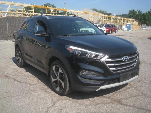 Used 2017 Hyundai Tucson Sport w/ Cargo Package image 3