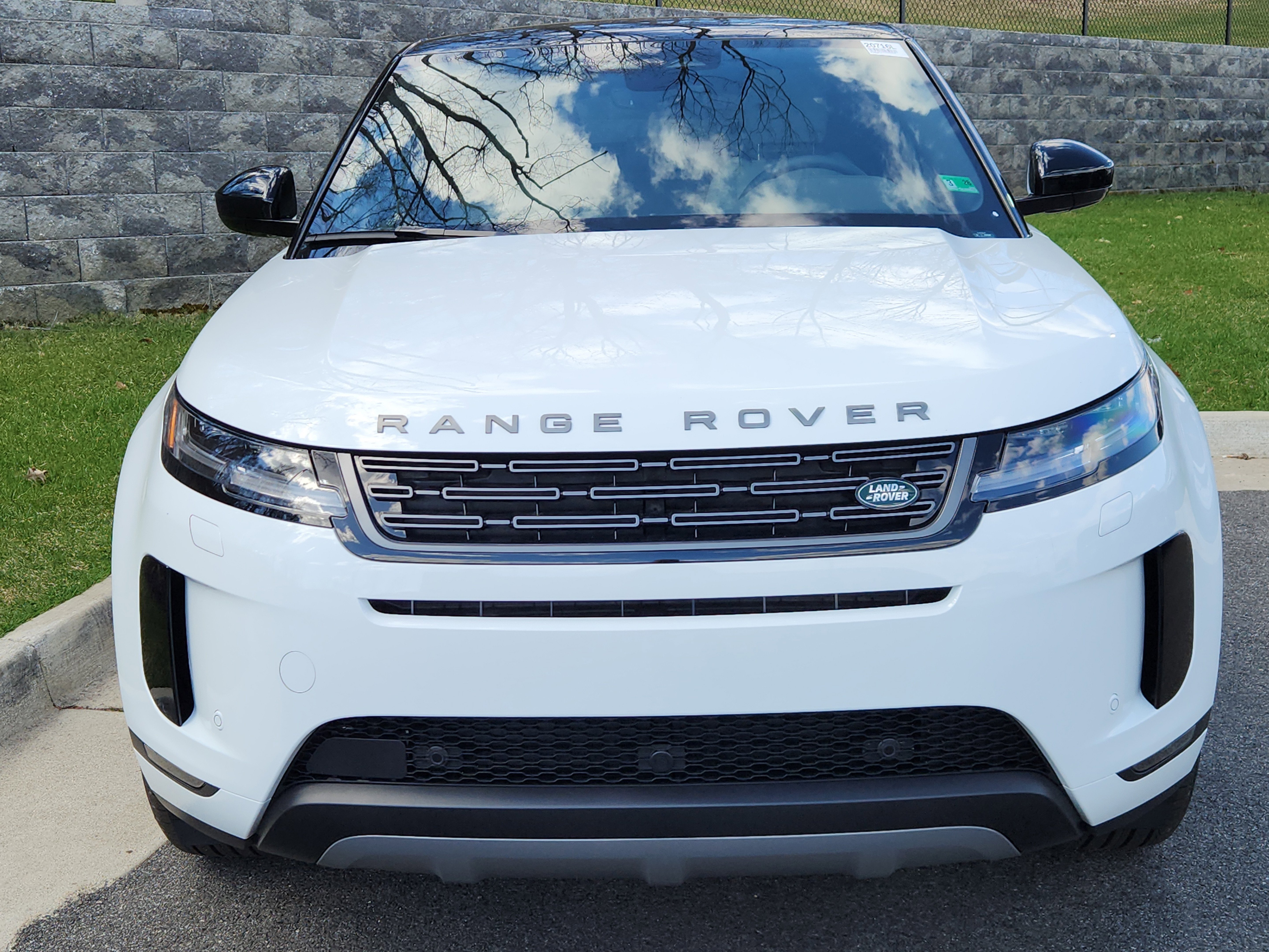 Certified 2026 Land Rover Range Rover Evoque S image 8