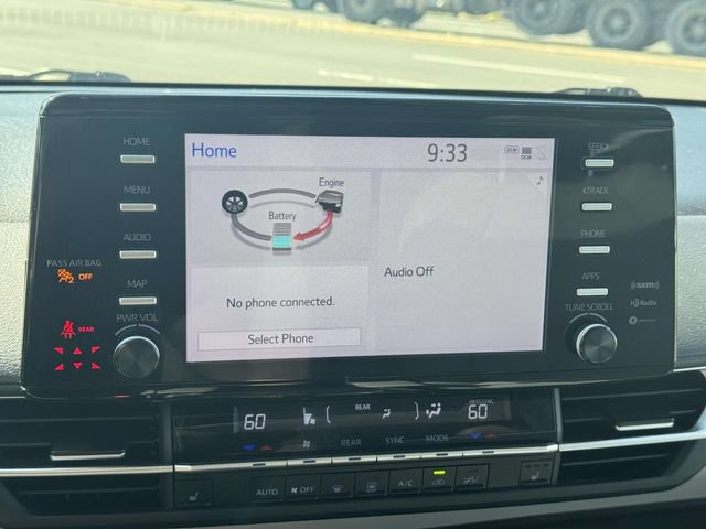Used 2021 Toyota Sienna XLE FWD image 33