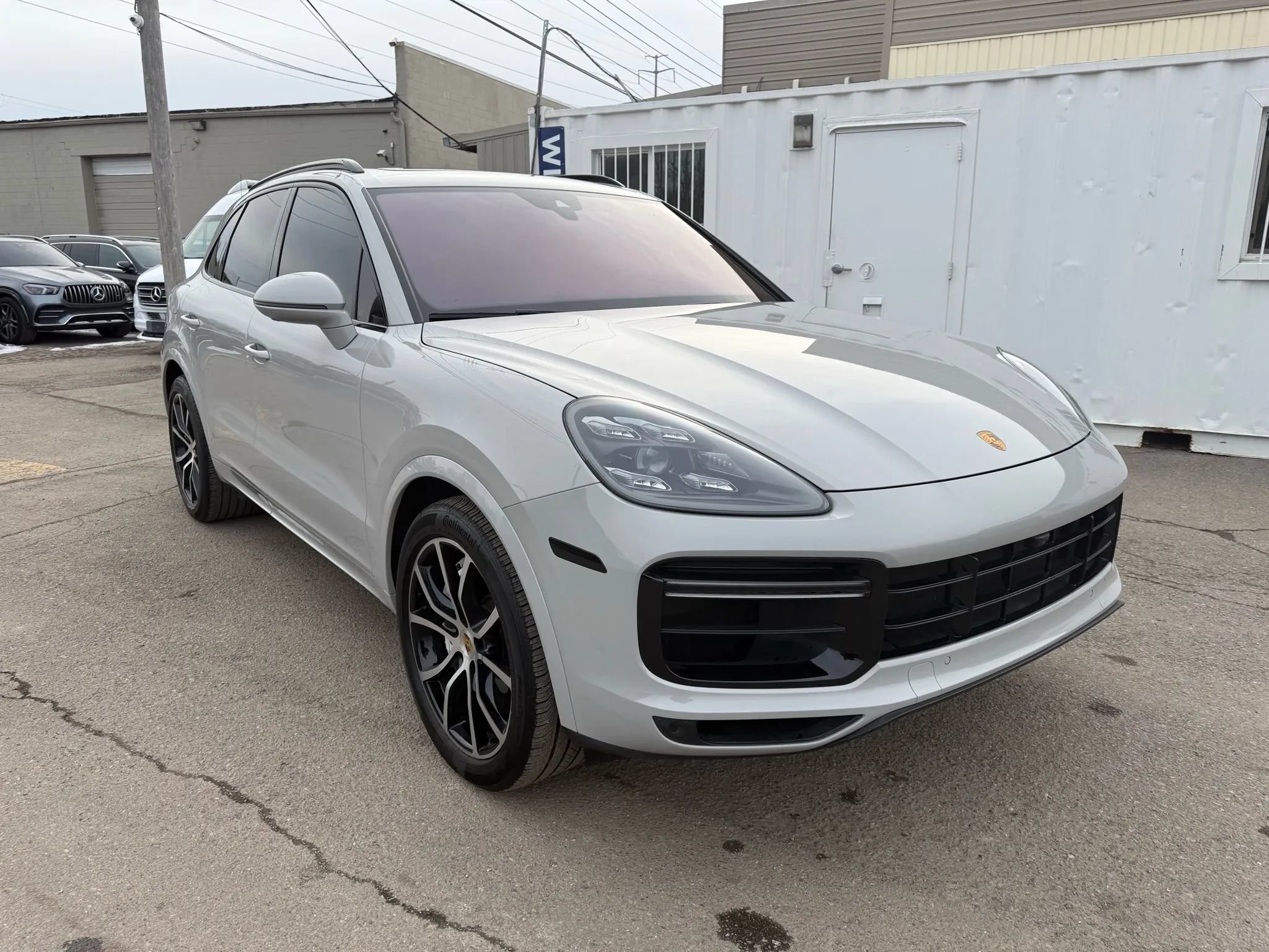 Used 2023 Porsche Cayenne Turbo w/ Premium Package Plus AWD/4WD image 12