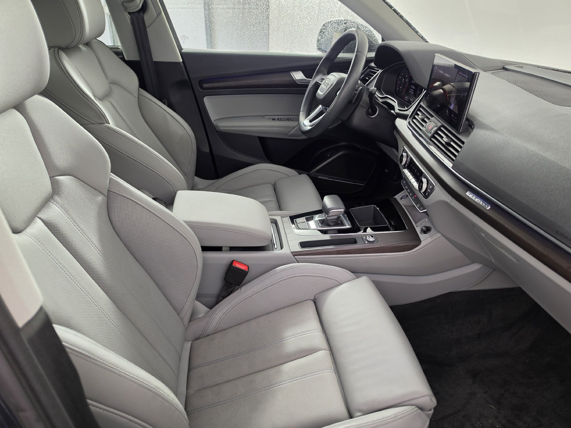 Certified 2024 Audi Q5 2.0T Prestige w/ Prestige Package AWD/4WD image 31