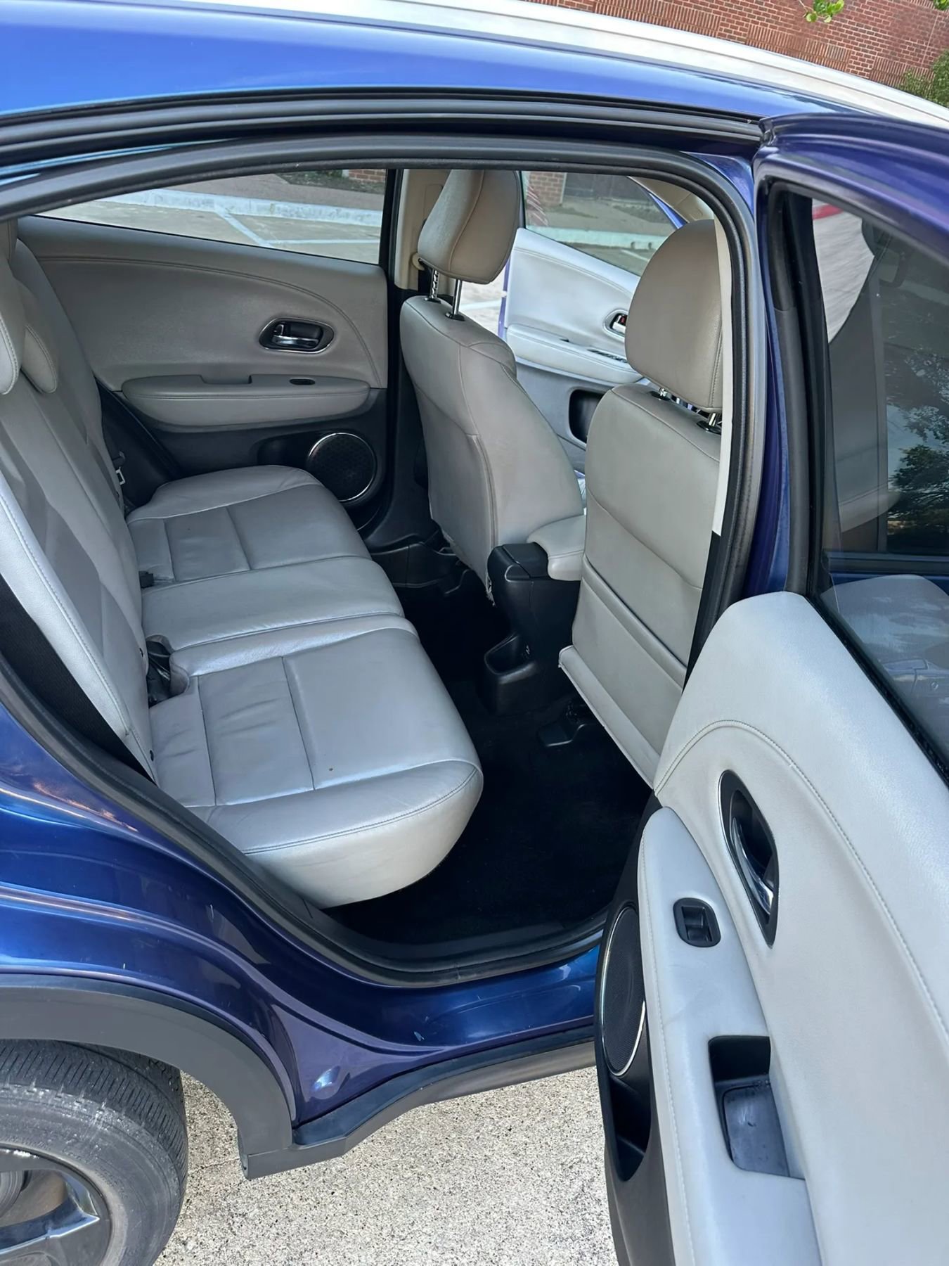 Used 2016 Honda HR-V EX-L image 12