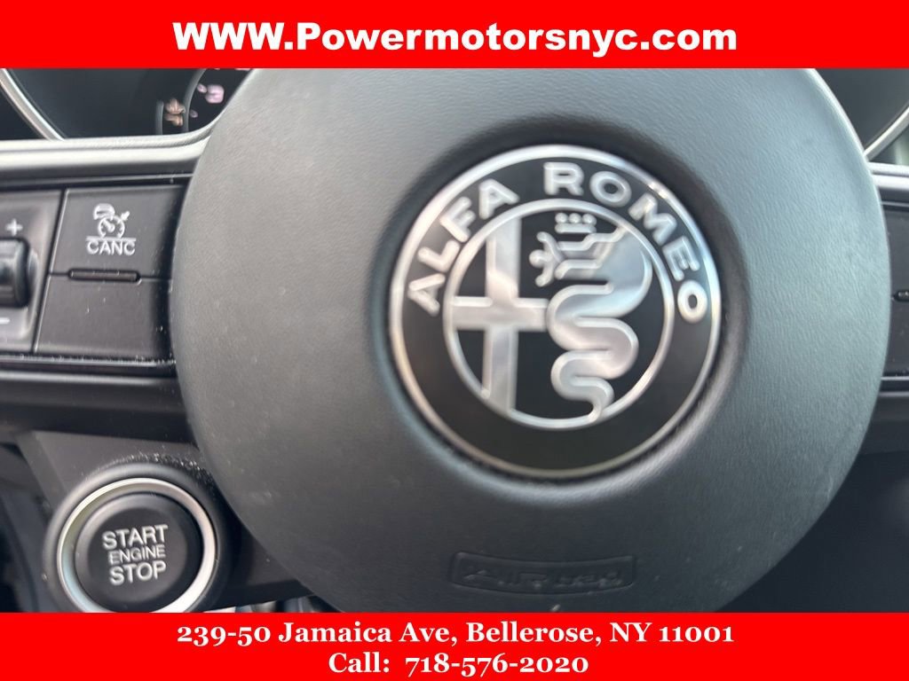 Used 2022 Alfa Romeo Giulia Ti image 45