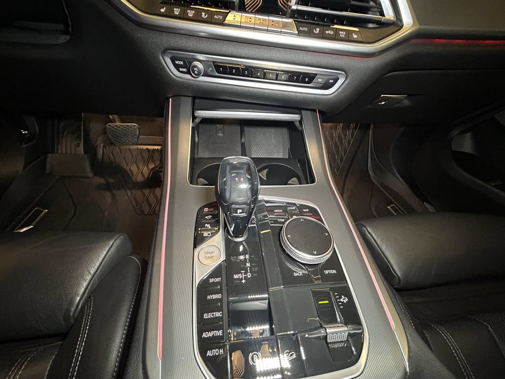 Used 2021 BMW X5 xDrive45e w/ Premium Package AWD/4WD image 11