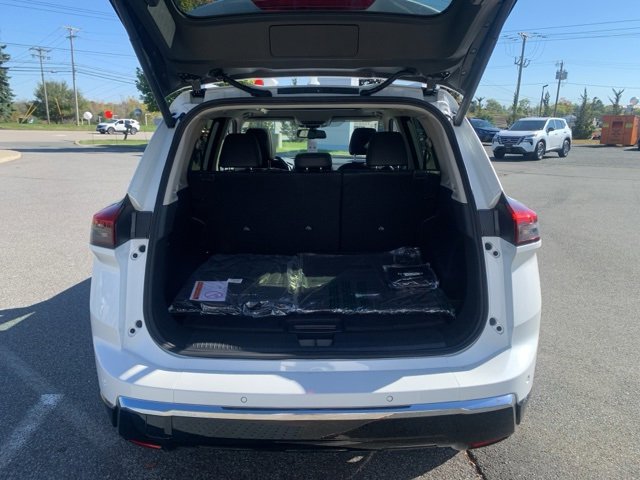 New 2026 Nissan Rogue Platinum image 29
