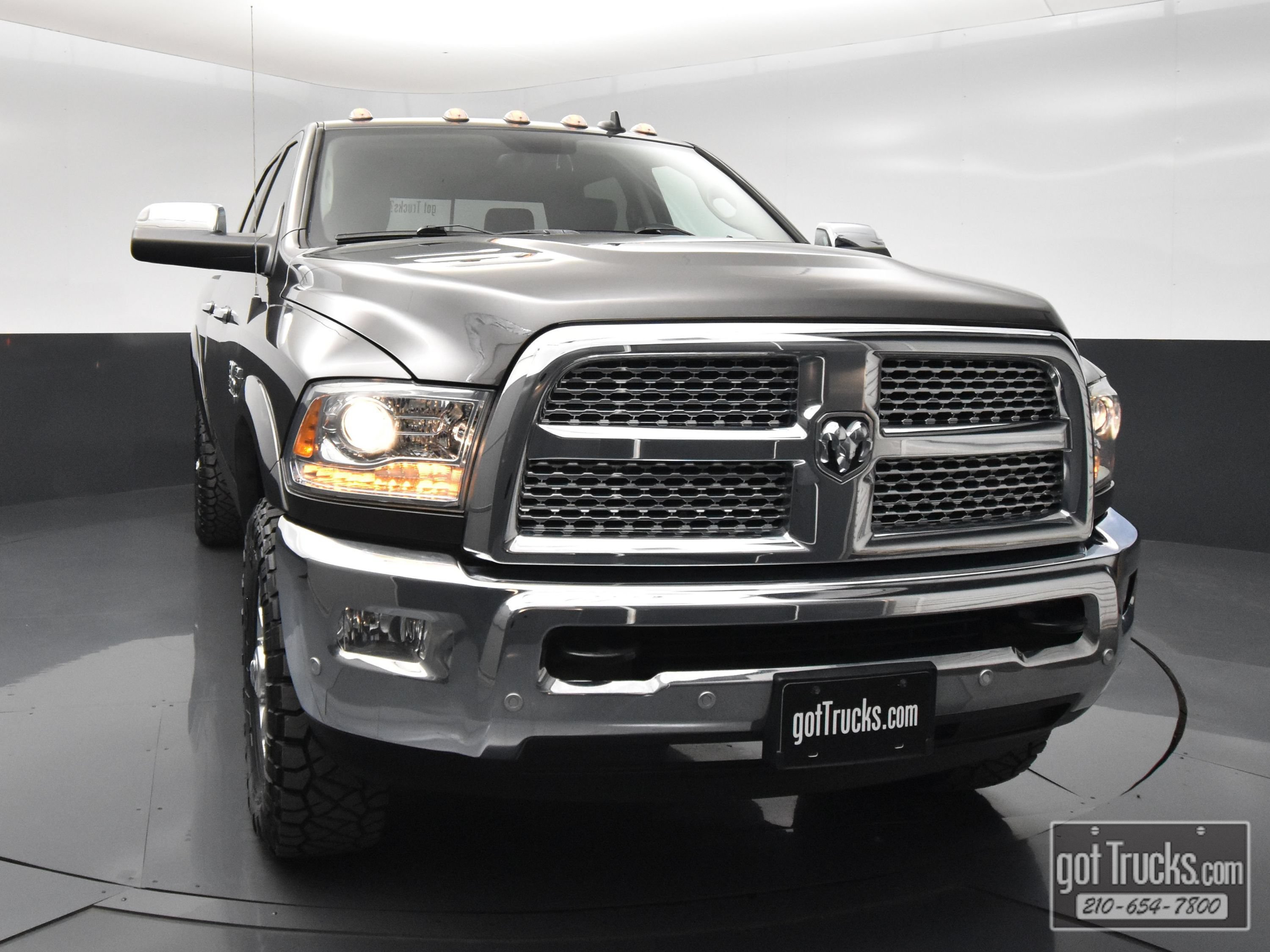 Used 2018 RAM 2500 Laramie w/ Snow Chief Group AWD/4WD image 49