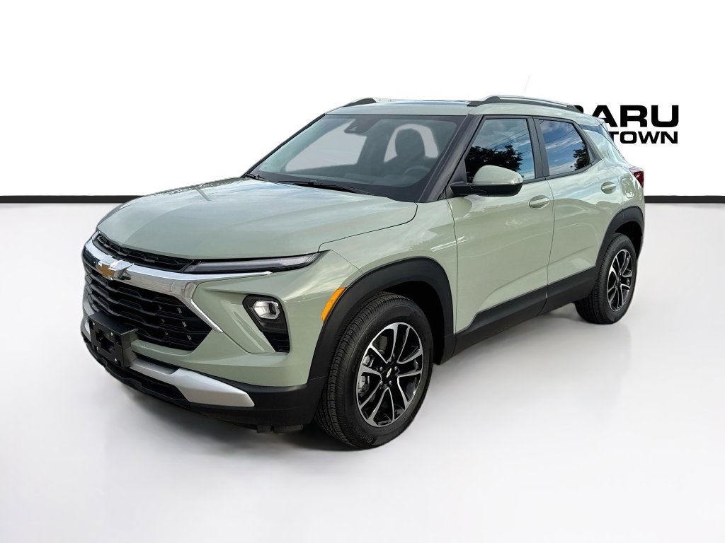 Used 2026 Chevrolet TrailBlazer LT FWD image 3