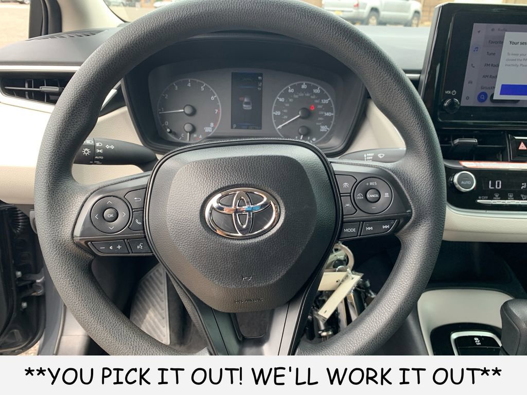 Used 2025 Toyota Corolla LE FWD image 15