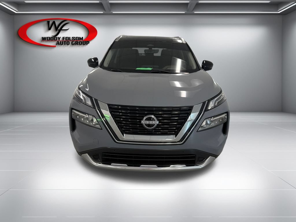 Used 2023 Nissan Rogue Platinum w/ Platinum Premium Package FWD image 2