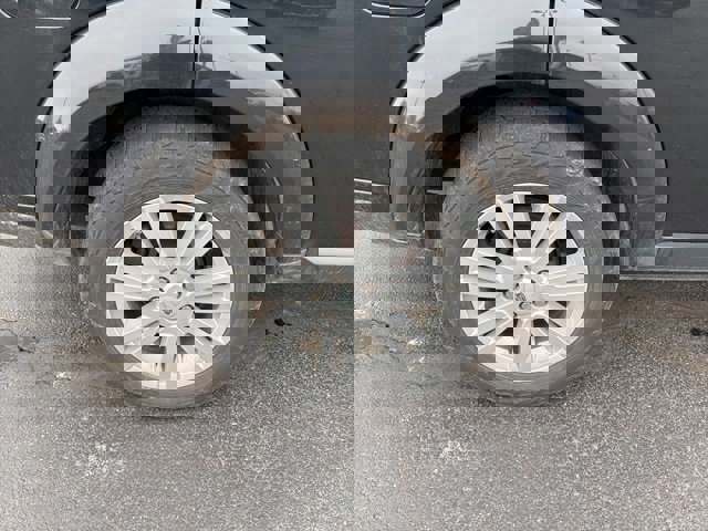 Used 2011 Land Rover LR4 HSE image 12