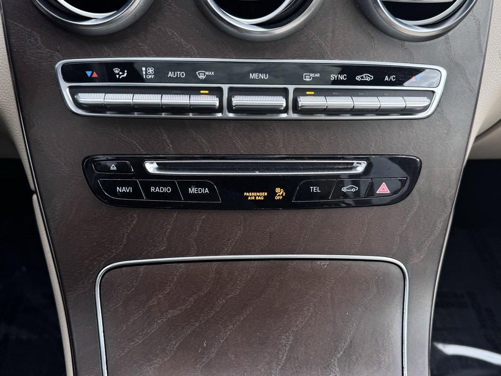 Used 2018 Mercedes-Benz GLC 300 4MATIC image 10