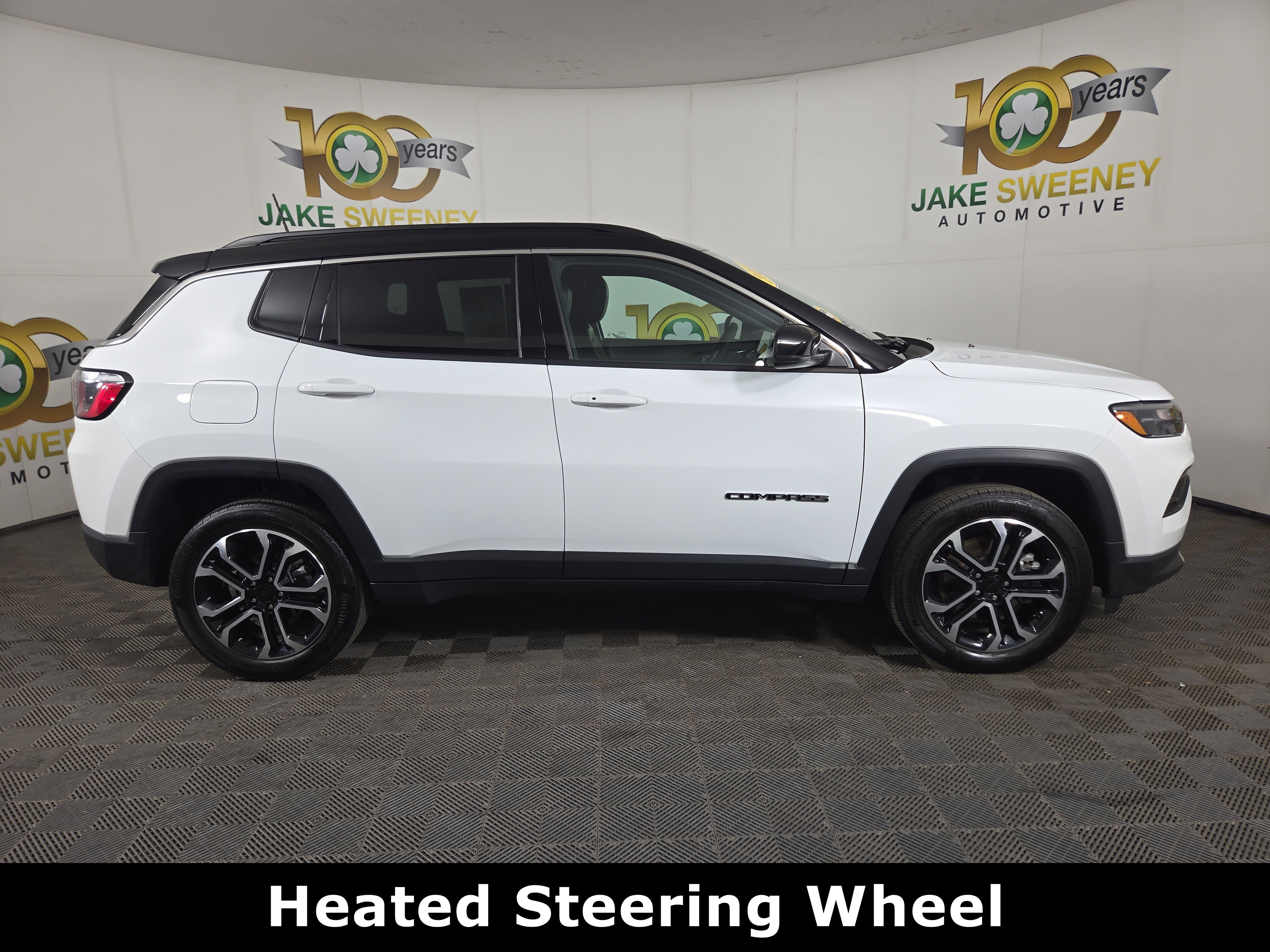 Used 2023 Jeep Compass Limited image 10