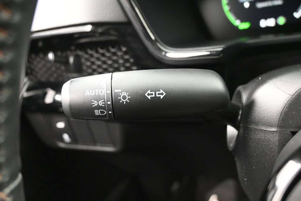 Used 2025 Honda CR-V Sport Touring image 19