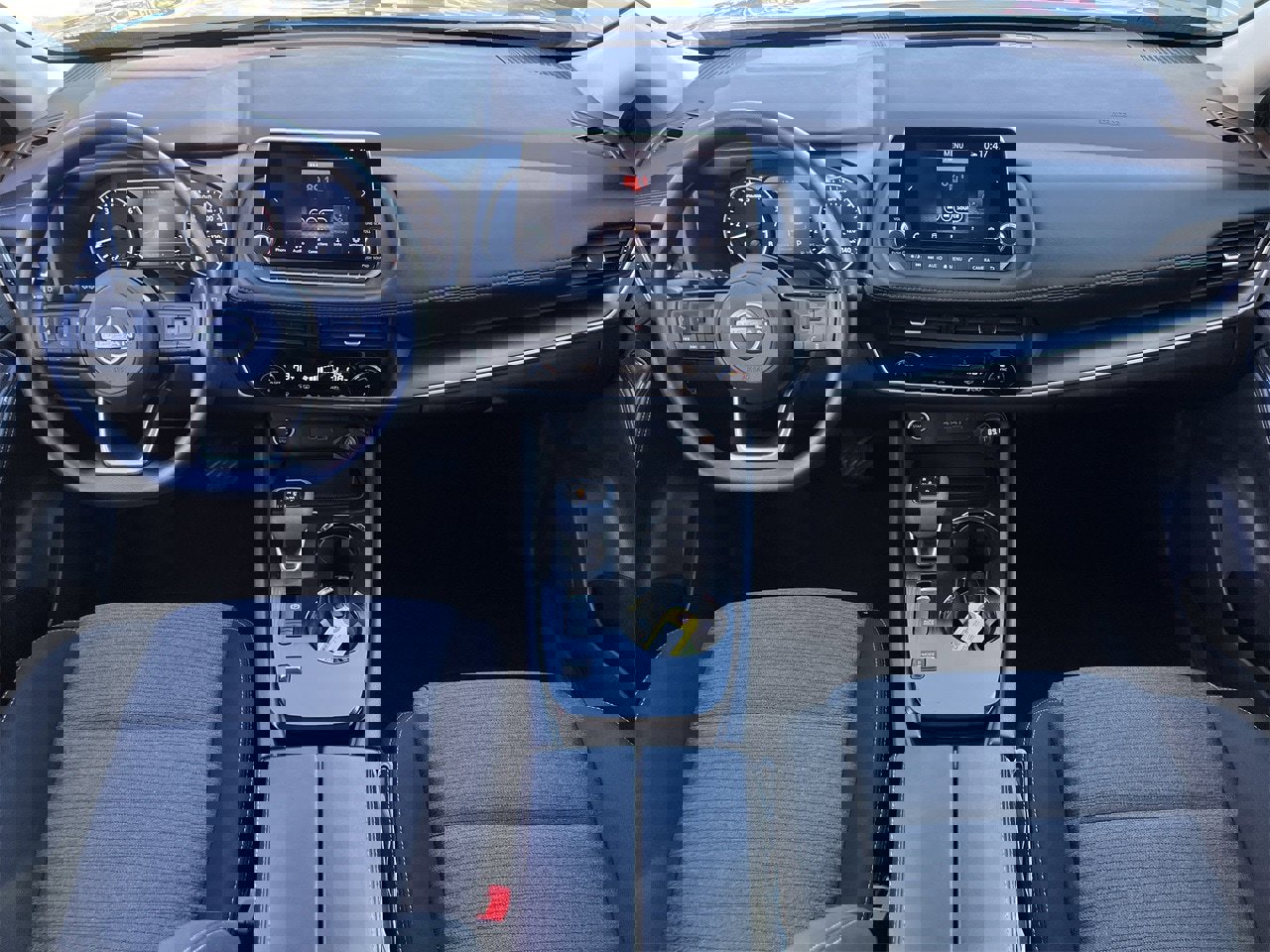 Certified 2023 Nissan Rogue SV image 9