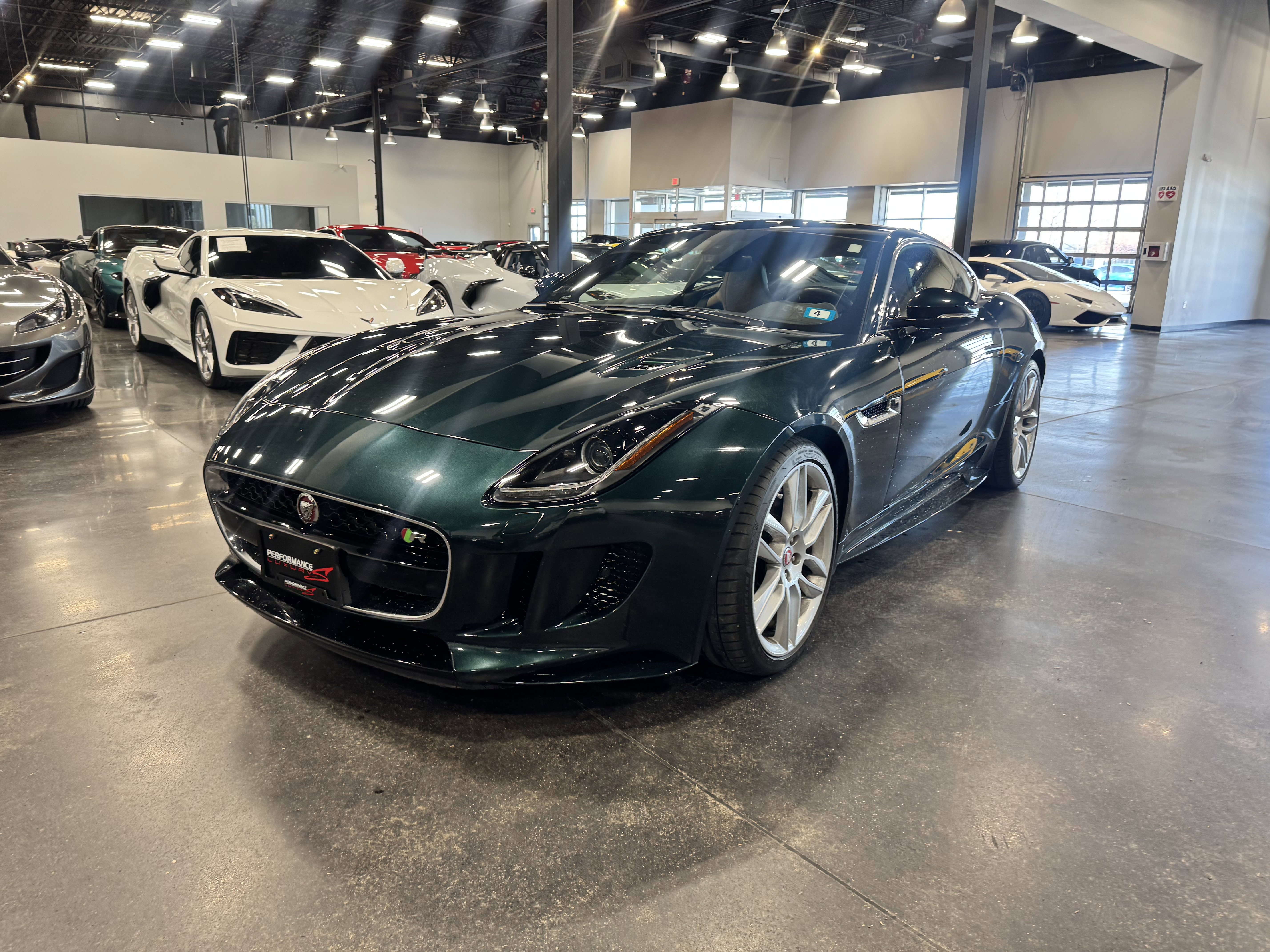 Used 2016 Jaguar F-TYPE R image 23