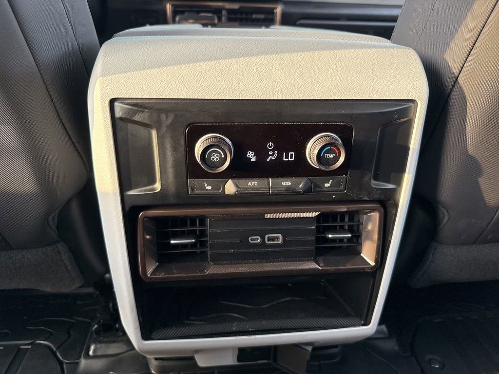 Used 2025 GMC Hummer EV 3X w/ LPO, Dark Essentials Package AWD/4WD image 28