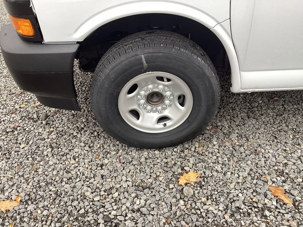 New 2025 Chevrolet Express 2500 image 23