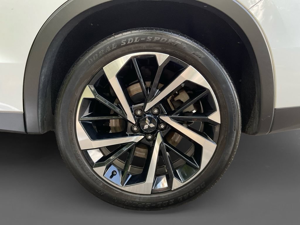 Used 2023 Mitsubishi Outlander SE FWD image 8