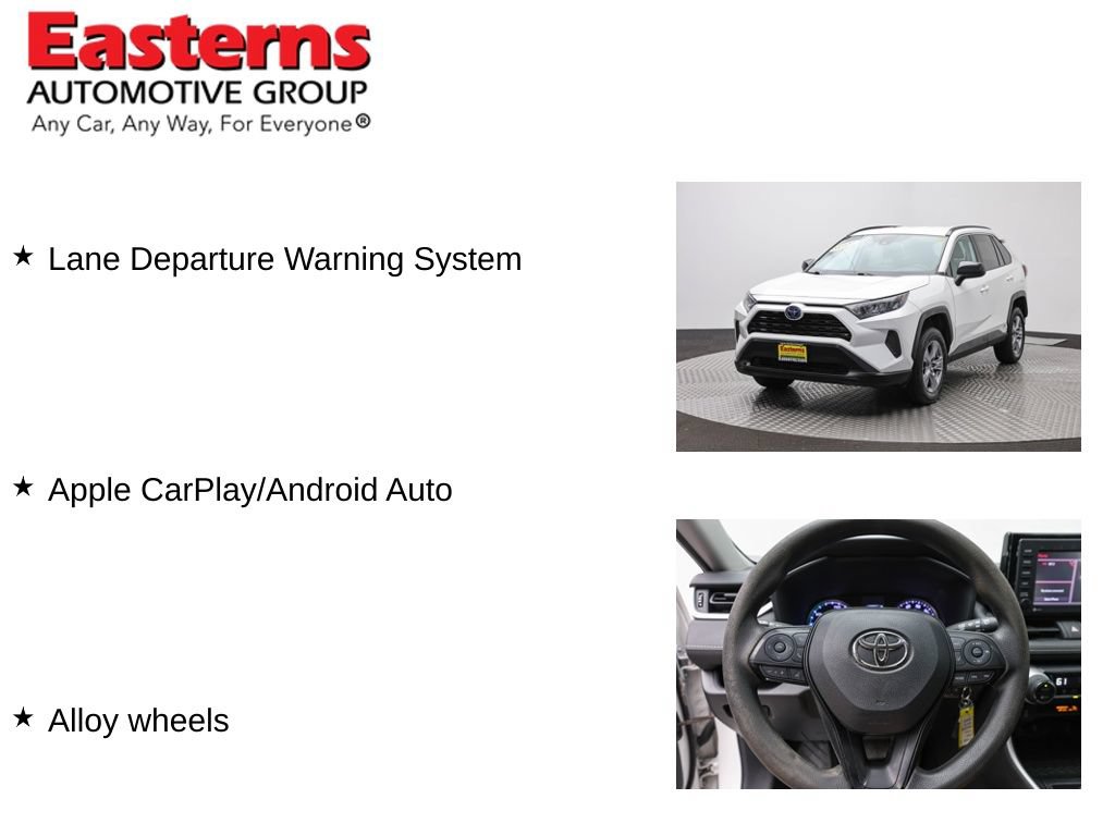 Used 2022 Toyota RAV4 LE AWD/4WD image 11