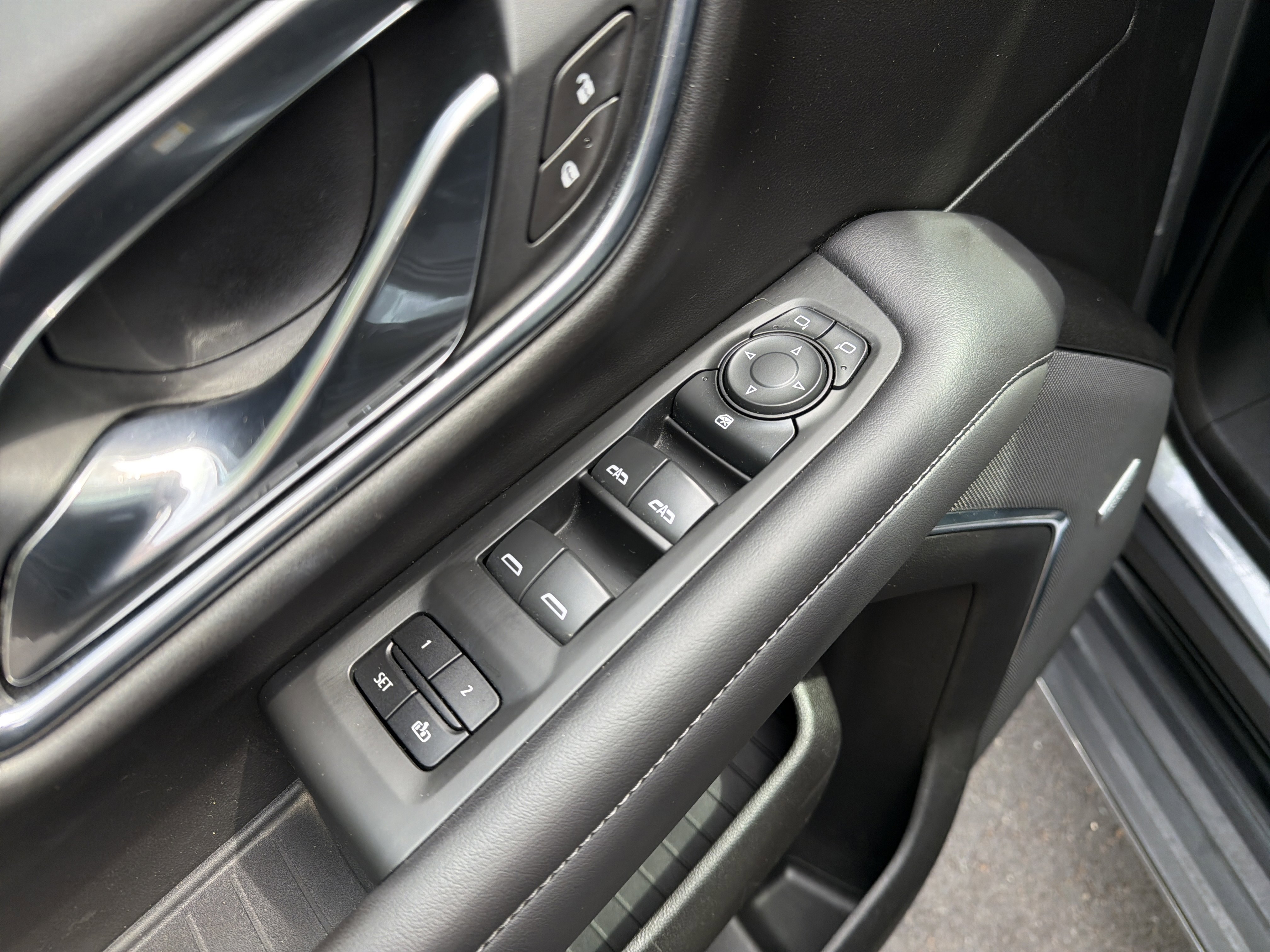 Used 2021 Chevrolet Tahoe LT RWD image 15