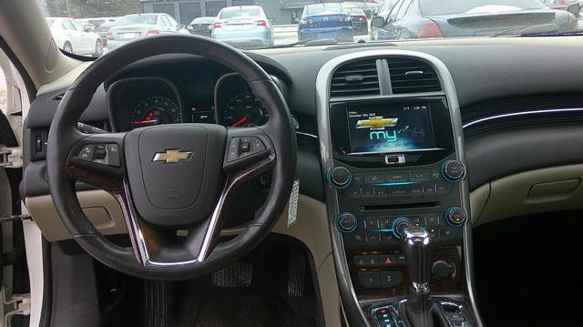 Used 2013 Chevrolet Malibu LT image 10