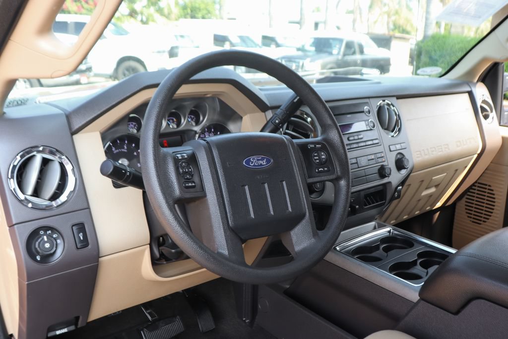 Used 2011 Ford F250 XLT w/ XLT Premium Pkg AWD/4WD image 16