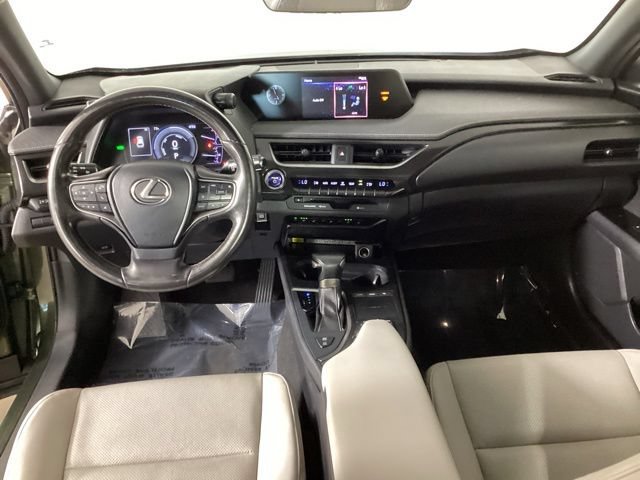 Used 2020 Lexus UX 250h w/ Premium Package AWD/4WD image 34