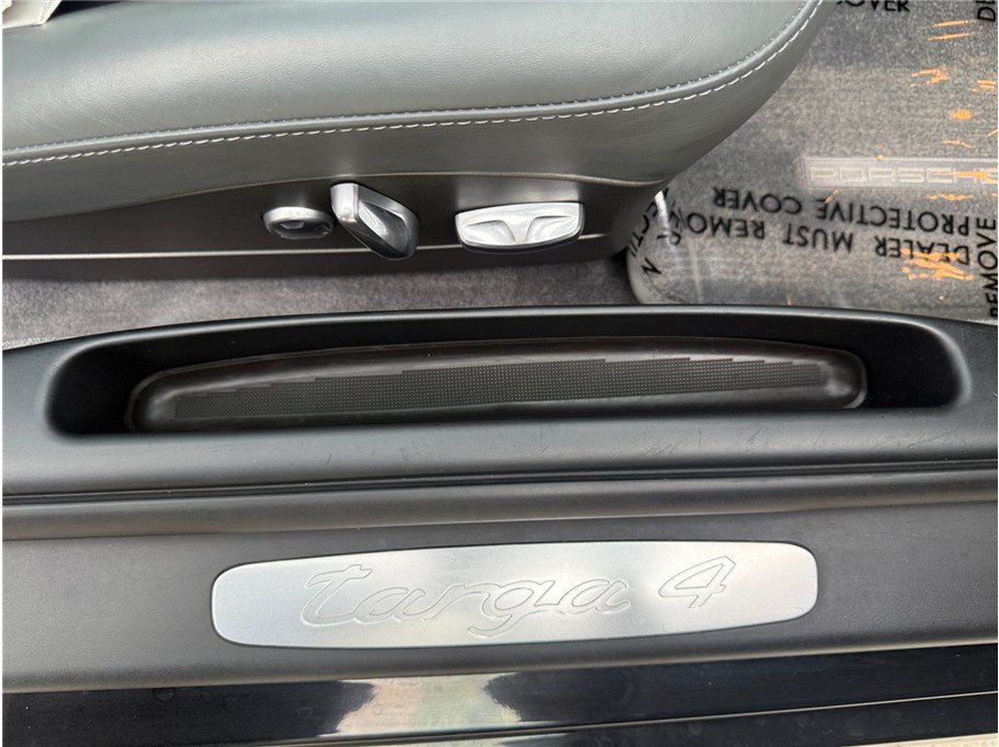 Used 2007 Porsche 911 Targa 4 AWD/4WD image 36