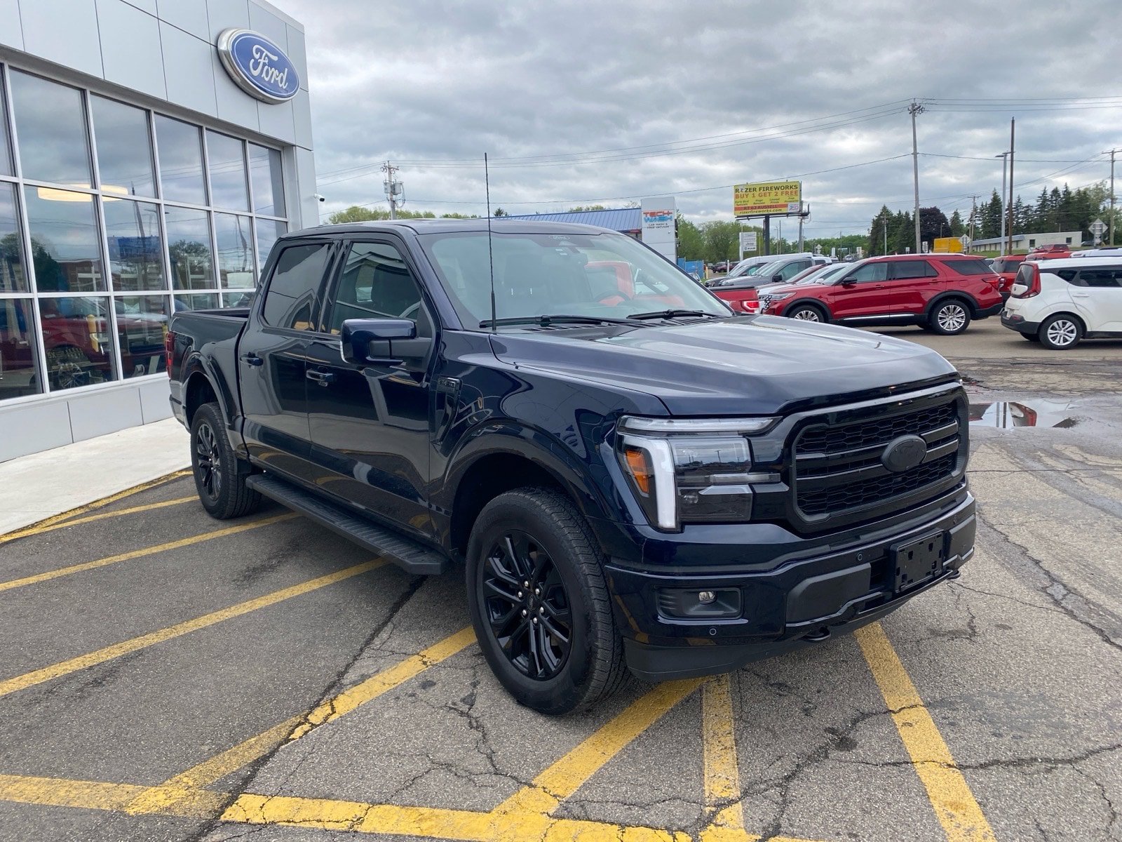 Used 2025 Ford F150 Lariat AWD/4WD image 7