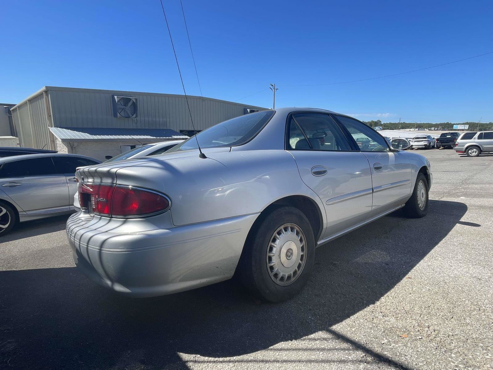 Used 2003 Buick Century Custom FWD image 3