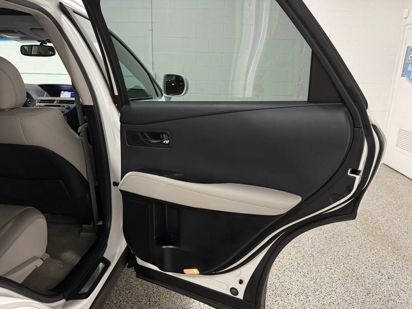 Used 2013 Lexus RX 450h AWD w/ Navigation Pkg image 51