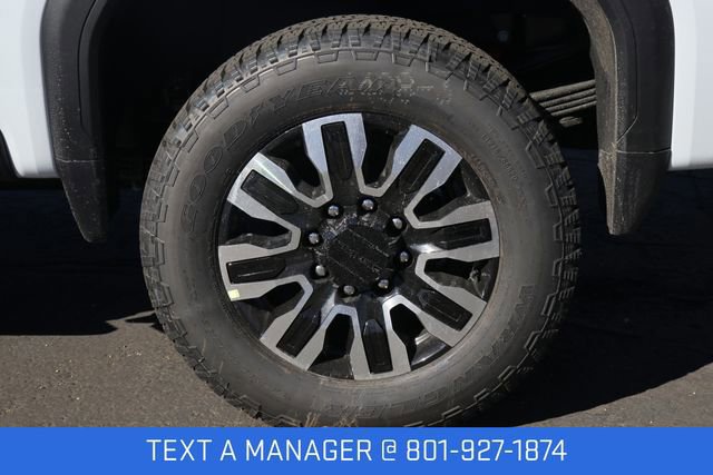 New 2026 GMC Sierra 2500 Denali Ultimate w/ Max Trailering Package image 12