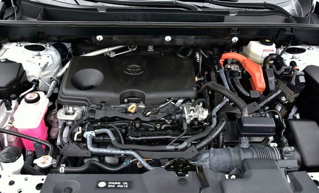 Certified 2024 Toyota RAV4 XLE w/ Convenience Package image 30