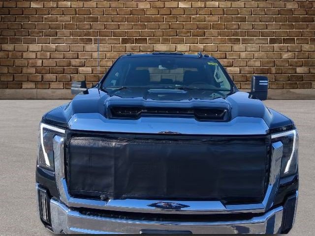 Certified 2025 GMC Sierra 3500 Pro w/ Convenience Package image 10
