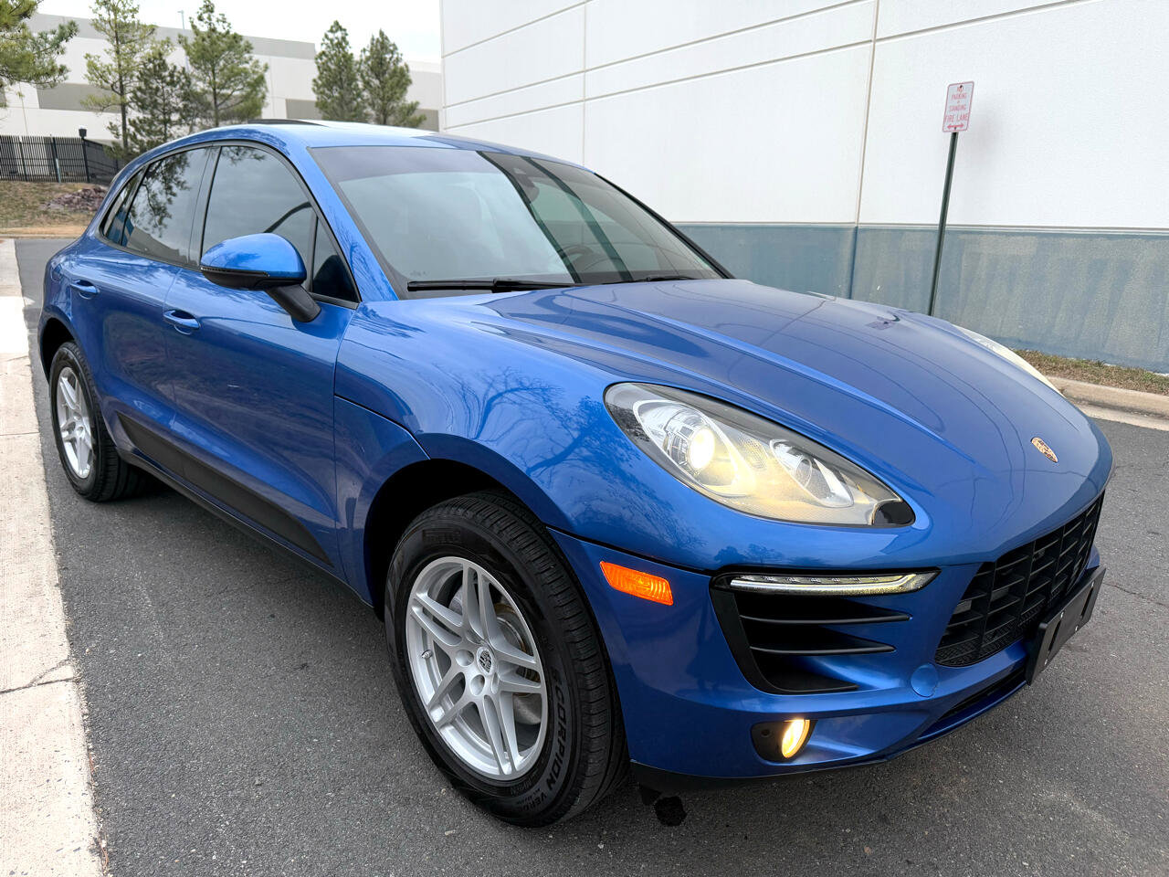 Used 2018 Porsche Macan image 11