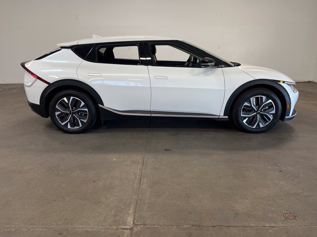 Used 2024 Kia EV6 Light RWD image 2