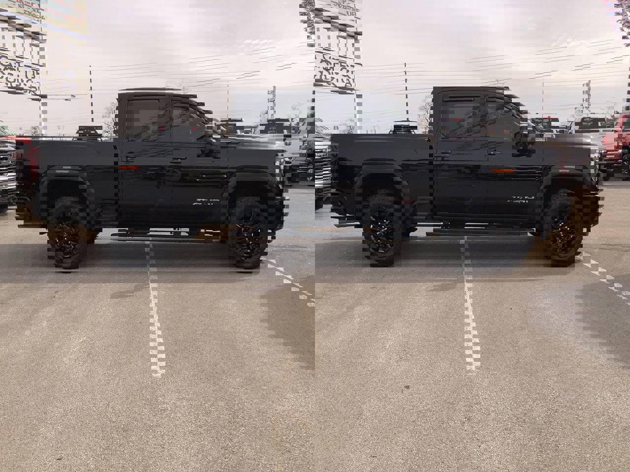 Used 2024 GMC Sierra 2500 AT4 w/ AT4 Preferred Package image 6