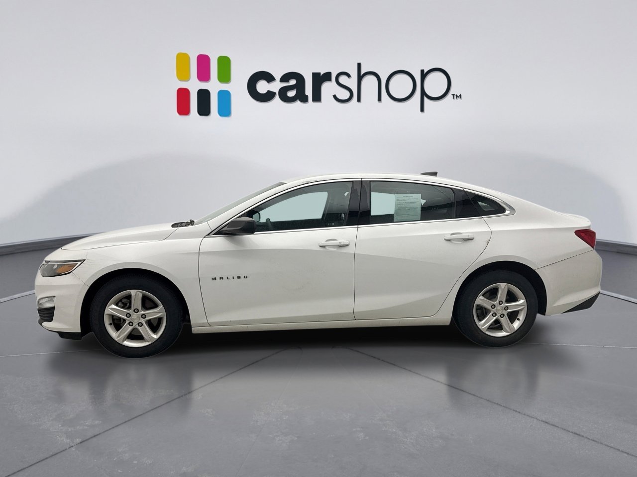 Used 2021 Chevrolet Malibu LS image 2