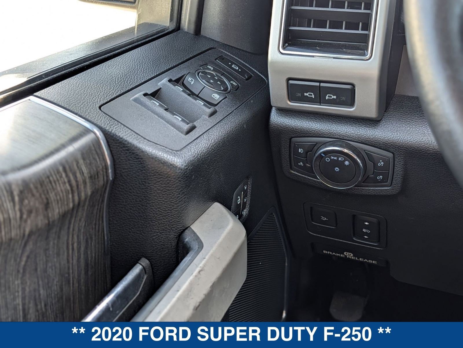 Used 2020 Ford F250 Lariat w/ Lariat Ultimate Package image 29