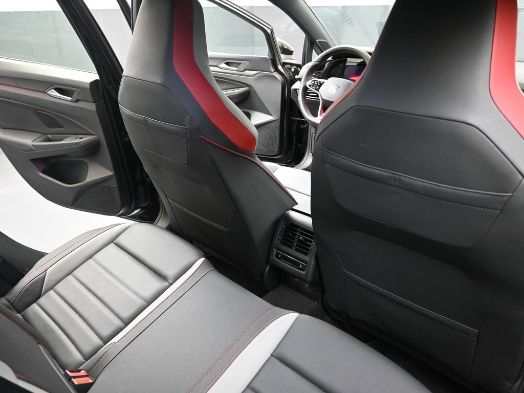 Certified 2024 Volkswagen GTI Autobahn image 15