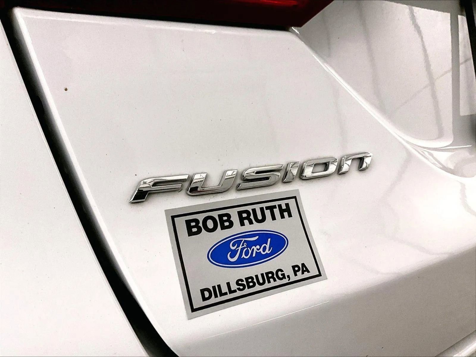 Used 2018 Ford Fusion SE FWD image 13