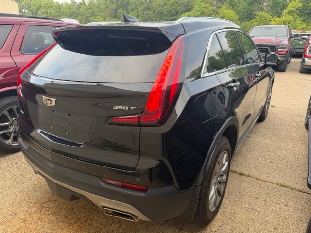 Used 2021 Cadillac XT4 Premium Luxury w/ Trailering Package AWD/4WD image 4