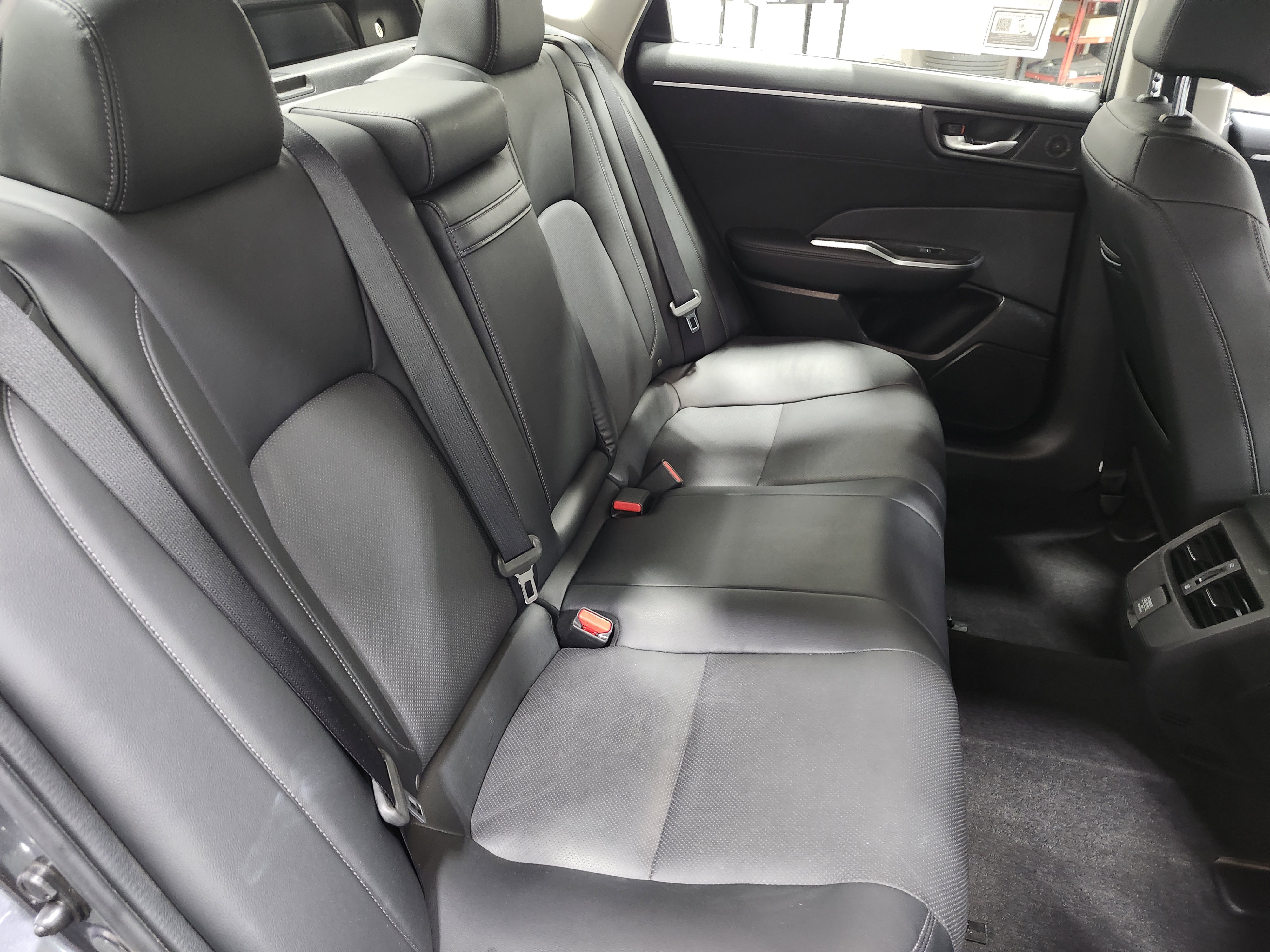 Used 2020 Honda Clarity Touring image 21