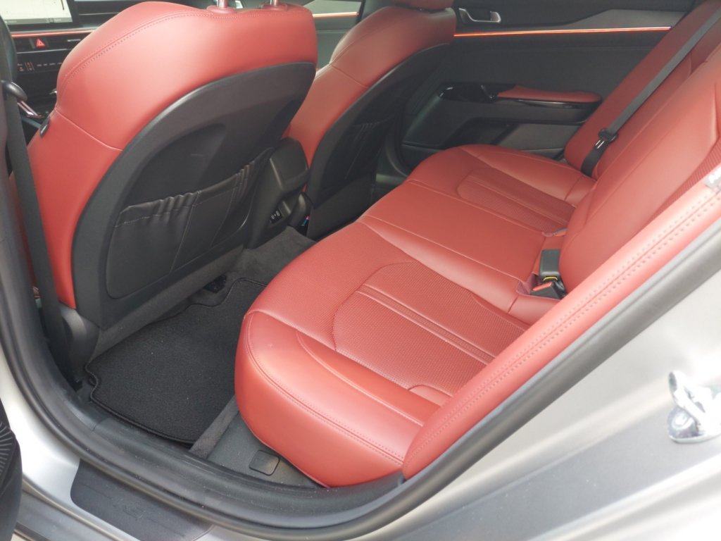 Used 2026 Kia K5 GT-Line w/ GT-Line Premium Package FWD image 9