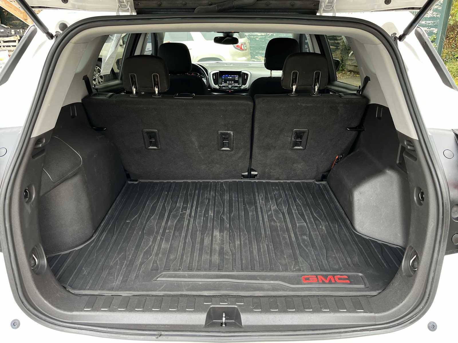 Certified 2020 GMC Terrain SLE w/ Driver Convenience Package image 24