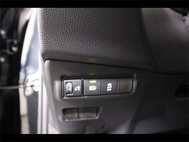 Used 2026 Toyota Corolla Cross LE image 38