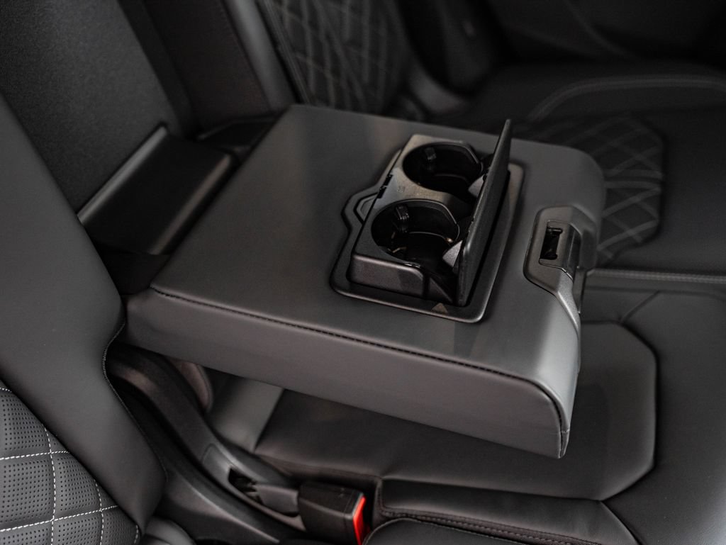 New 2026 Audi SQ8 Prestige AWD/4WD image 46