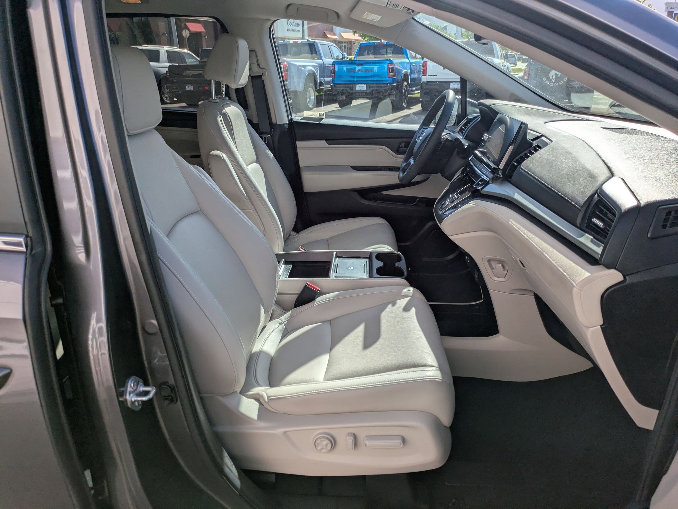 Used 2026 Honda Odyssey EX-L image 34