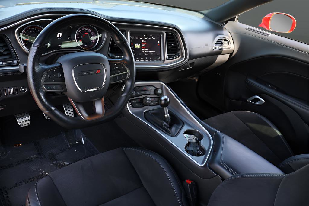 Used 2022 Dodge Challenger R/T Scat Pack RWD image 20