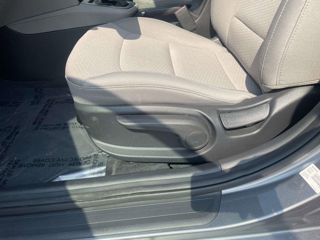 Used 2020 Hyundai Elantra SEL FWD image 17